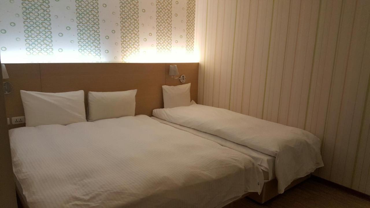 Honey Prince Taipeh Exterior foto