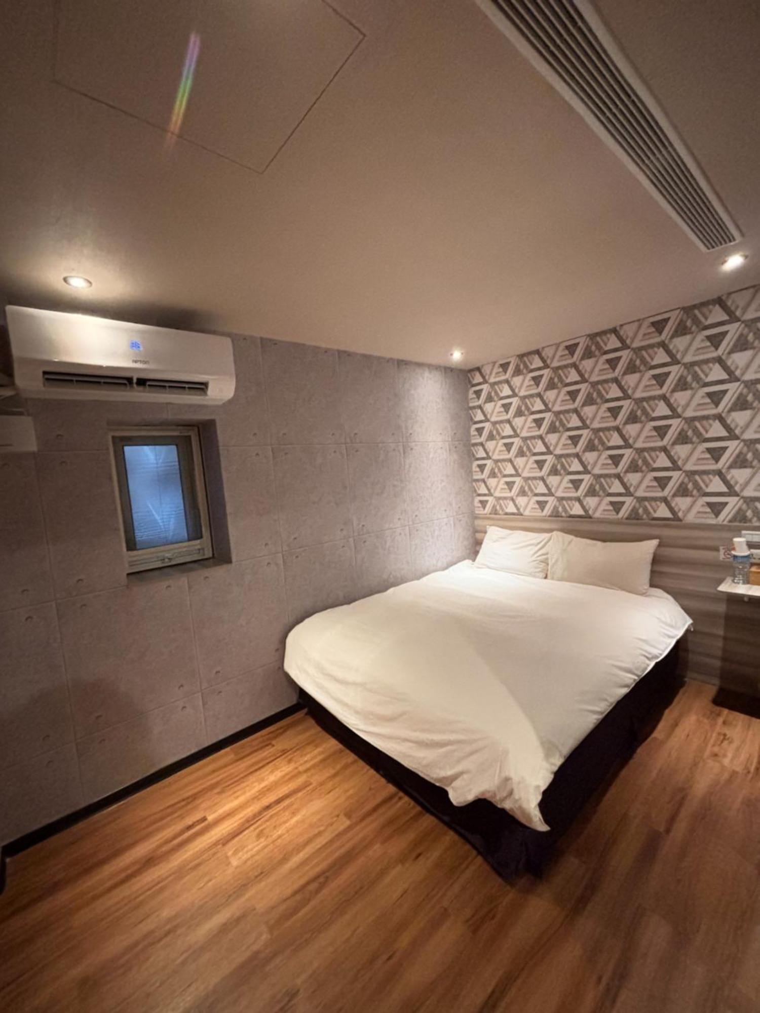 Honey Prince Taipeh Exterior foto