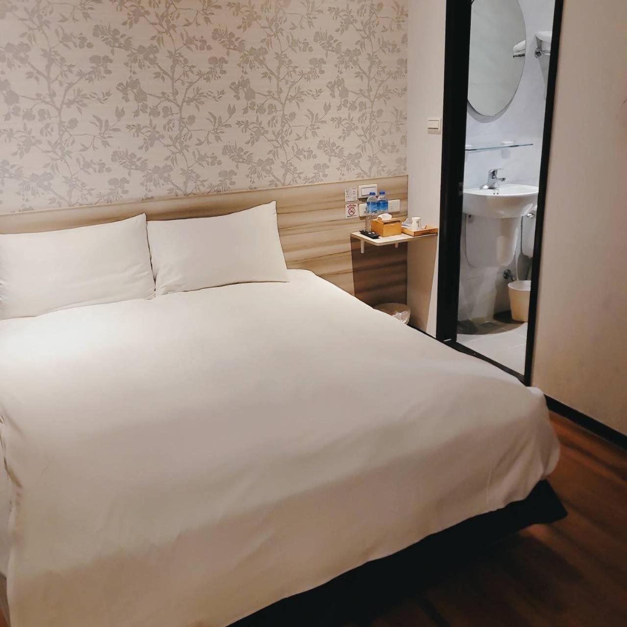 Honey Prince Taipeh Exterior foto